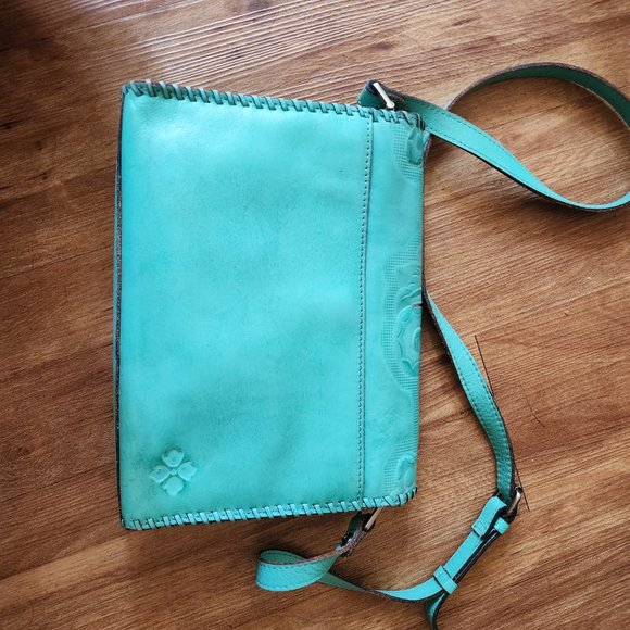 Patricia Nash - Picture 2 of 4